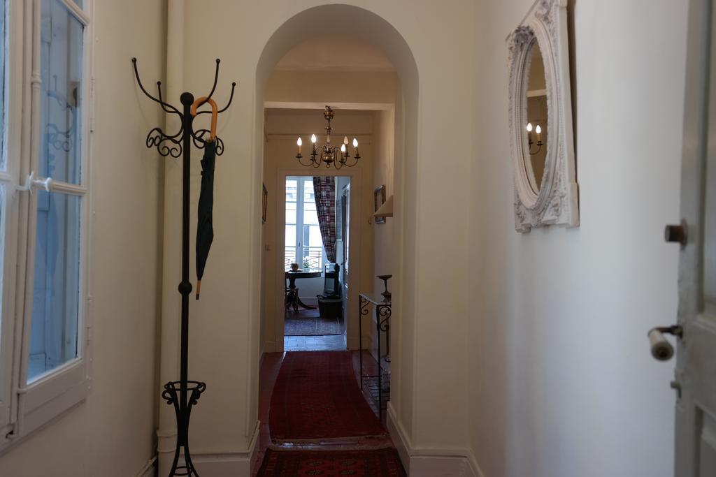 Penthouse Apartment Overlooking Place Carnot Carcassonne Exterior foto